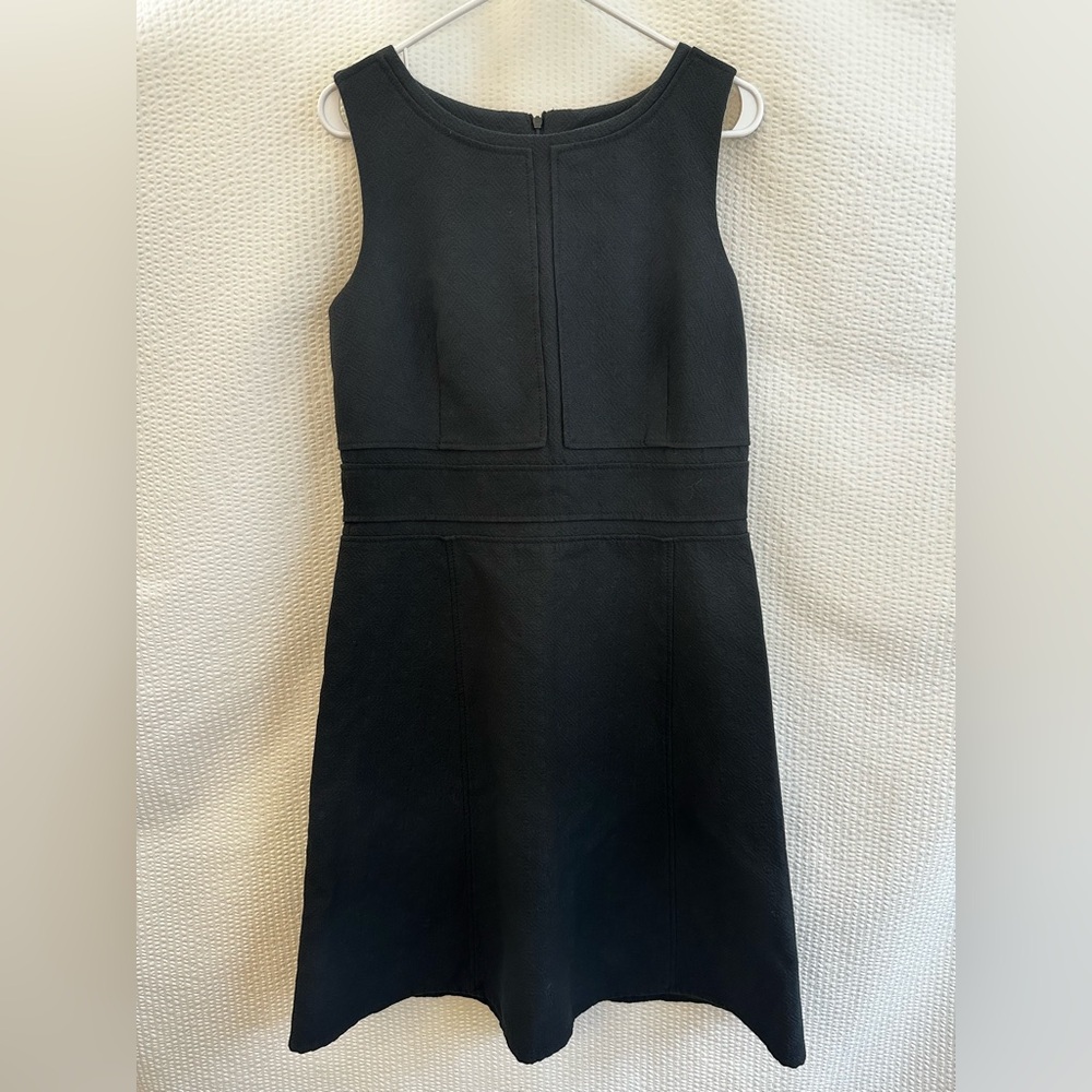 Calvin Klein Women’s Black Sleeveless Dress Size: 10